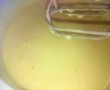 Desert prajitura rasturnata cu mere, mango si afine-8