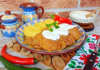 Sarmale in foi de varza alba umplute cu carne de pui si dovleac placintar