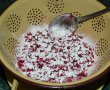 Desert prajitura din albusuri si coacaze rosii-5
