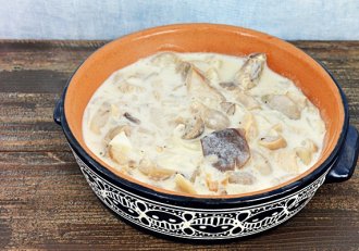 Ciulama de ciuperci