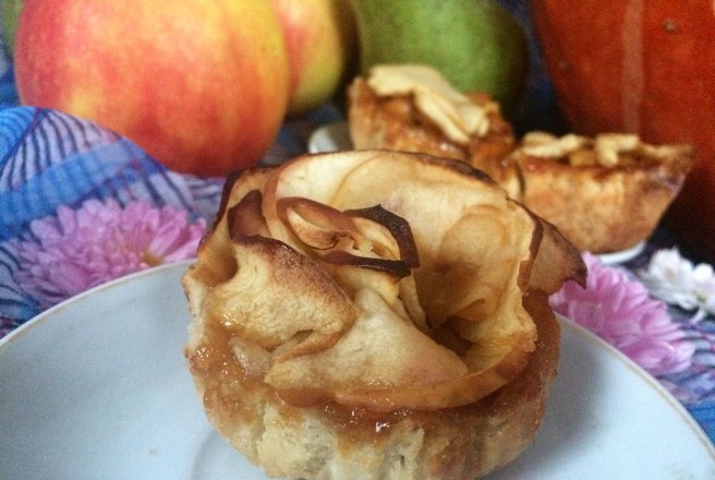 Desert mini tarte cu mere si pere