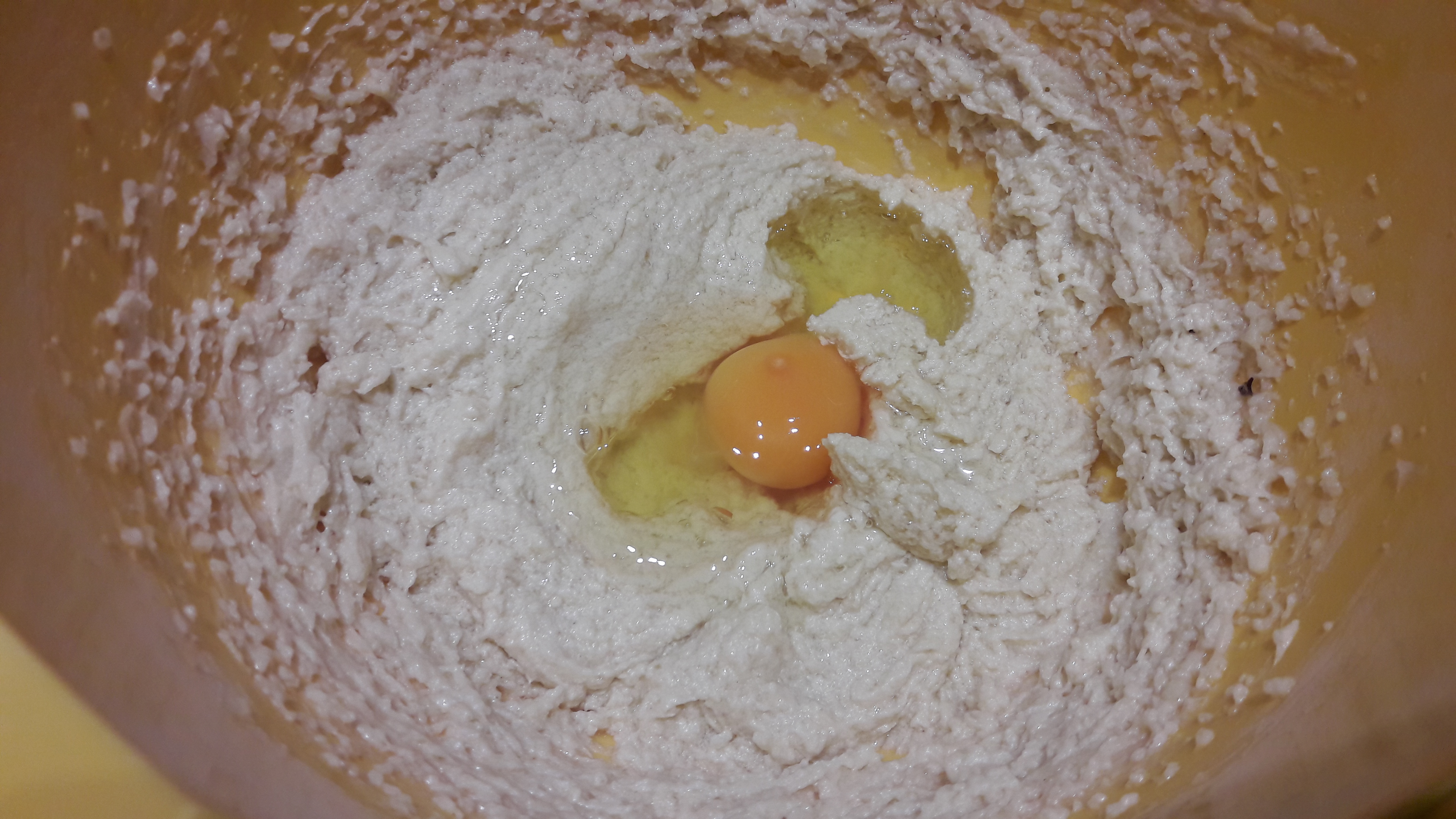 Desert prajitura cu urda, mere si crusta crocanta