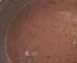 Desert prajitura insiropata cu ciocolata si crema de mascarpone-4