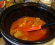 Carne de vita cu sos picant la slow cooker Crock-Pot-13