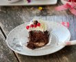 Desert prajitura insiropata, cu ciocolata si crema de ricotta-8