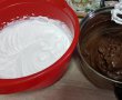 Tort cu crema de ciocolata, nuca si aroma de portocale-4