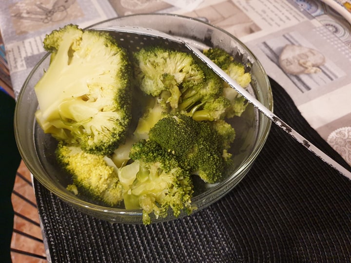 Supa crema de broccoli si ceapa
