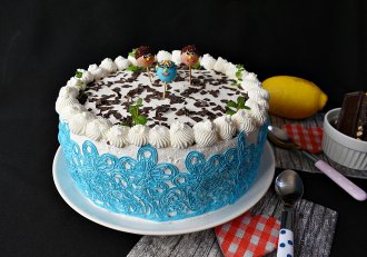 Desert tort cu crema de lamaie, zmeura si ciocolata