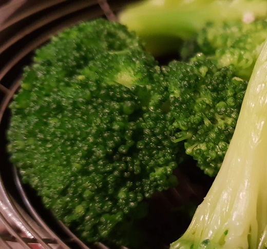 Paste cu broccoli si piept de pui