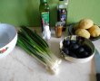 Salata de cartofi, cu ceapa verde si masline-1