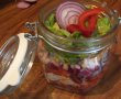 Salata de ton cu fasole rosie si gogosari-2
