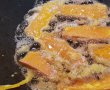 Spanac scazut cu carnati si paine prajita in ou-8