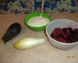 Frigarui de pui cu sos de iaurt si fructe de padure-7