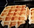 Desert waffle cu zmeura si cocos (fara faina)-1