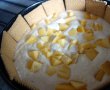 Cheesecake cu piure de kaki si bucati de kiwi, cu crusta crocanta de nuci caramelizate-8