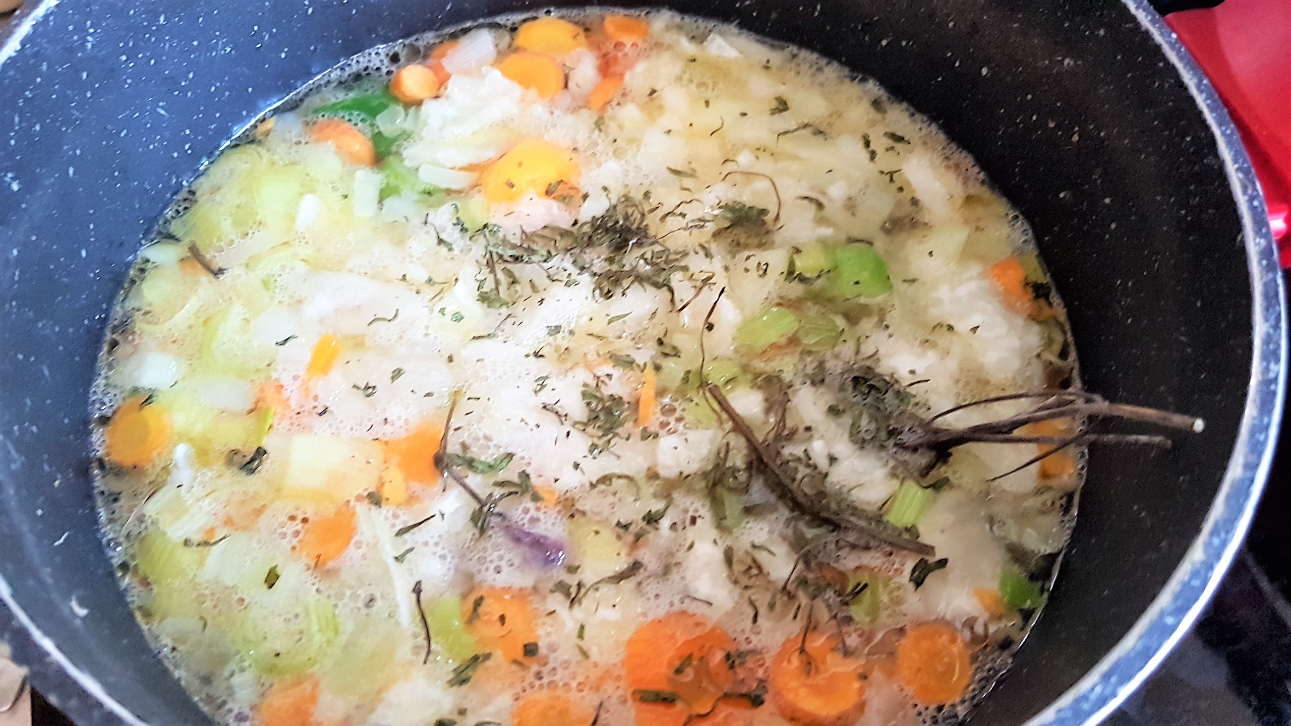 Supa cu gulioare umplute