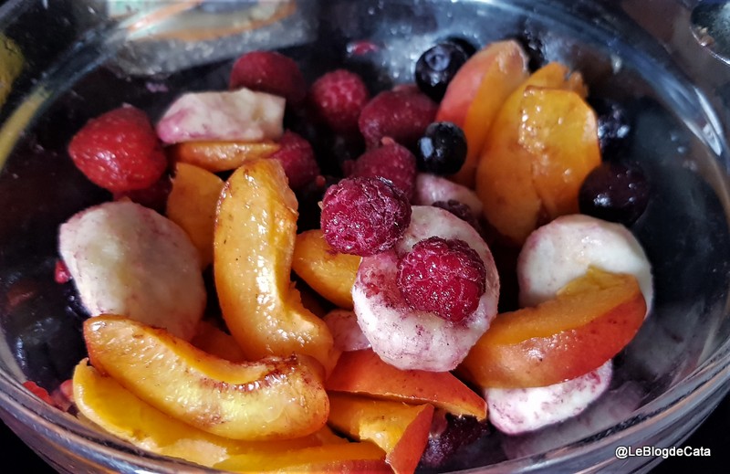 Salata de fructe cu seminte de chia
