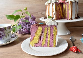 Desert tort spirala cu crema de fructe de padure