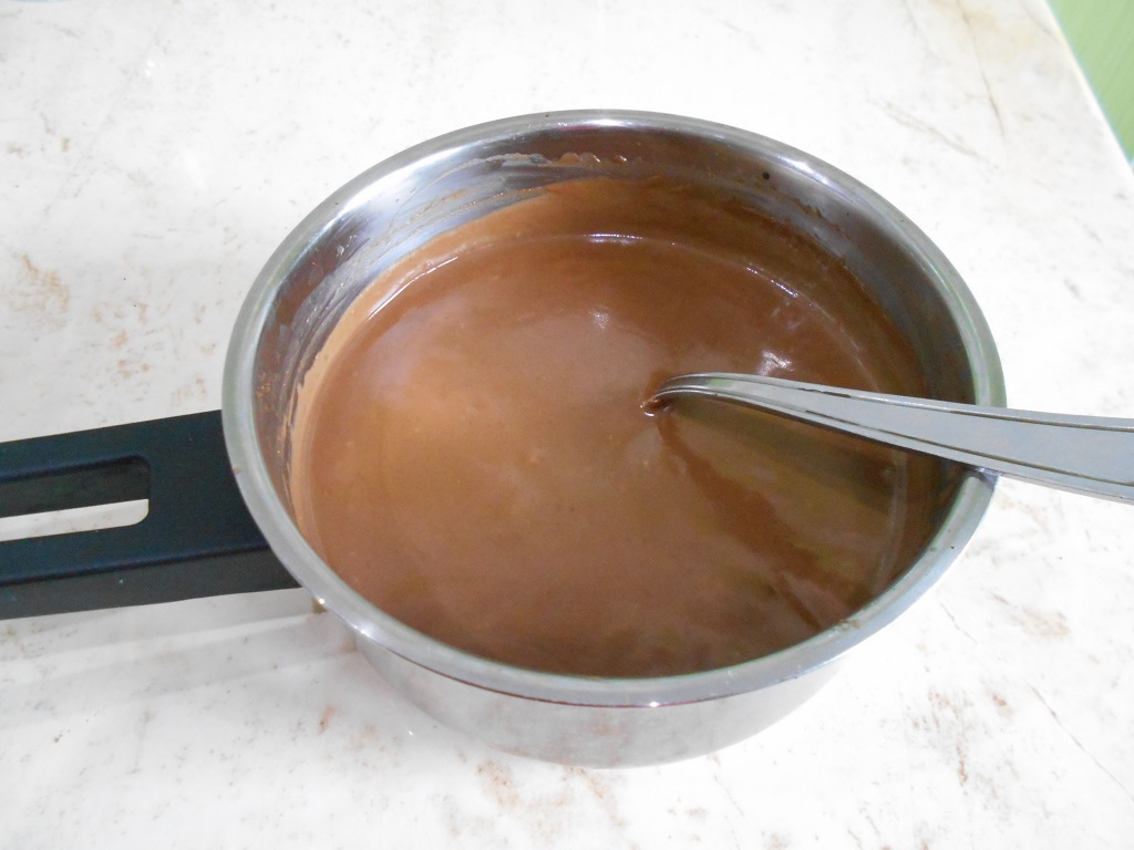 Desert crema de ciocolata, la pahar