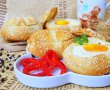 Aperitiv chifle umplute cu sunca, branza si ou-6