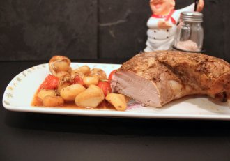 Muschiulet de porc cu castane de apa si rosii cherry la slow cooker Crock-Pot