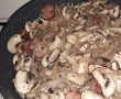 Tocanita de ciuperci cu carnat afumat-5