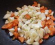 Reteta rapida de fasole cu carnati afumati-1