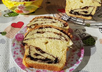 Desert cozonac cu ciocolata si coaja de portocale