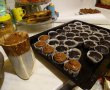 Desert cupcakes cu alune de padure si ciocolata-16