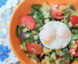 Salata cu oua, cascaval si frunze verzi-10