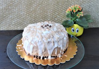 Desert tort cu crema de ciocolata si lapte condensat