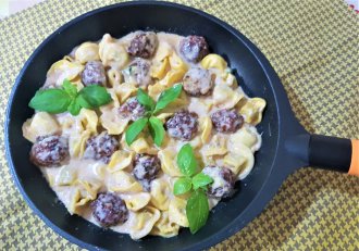 Tortellini cu perisoare si sos gongorzola