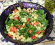 Salata de primavara cu baby spanac, naut si ceapa verde-5