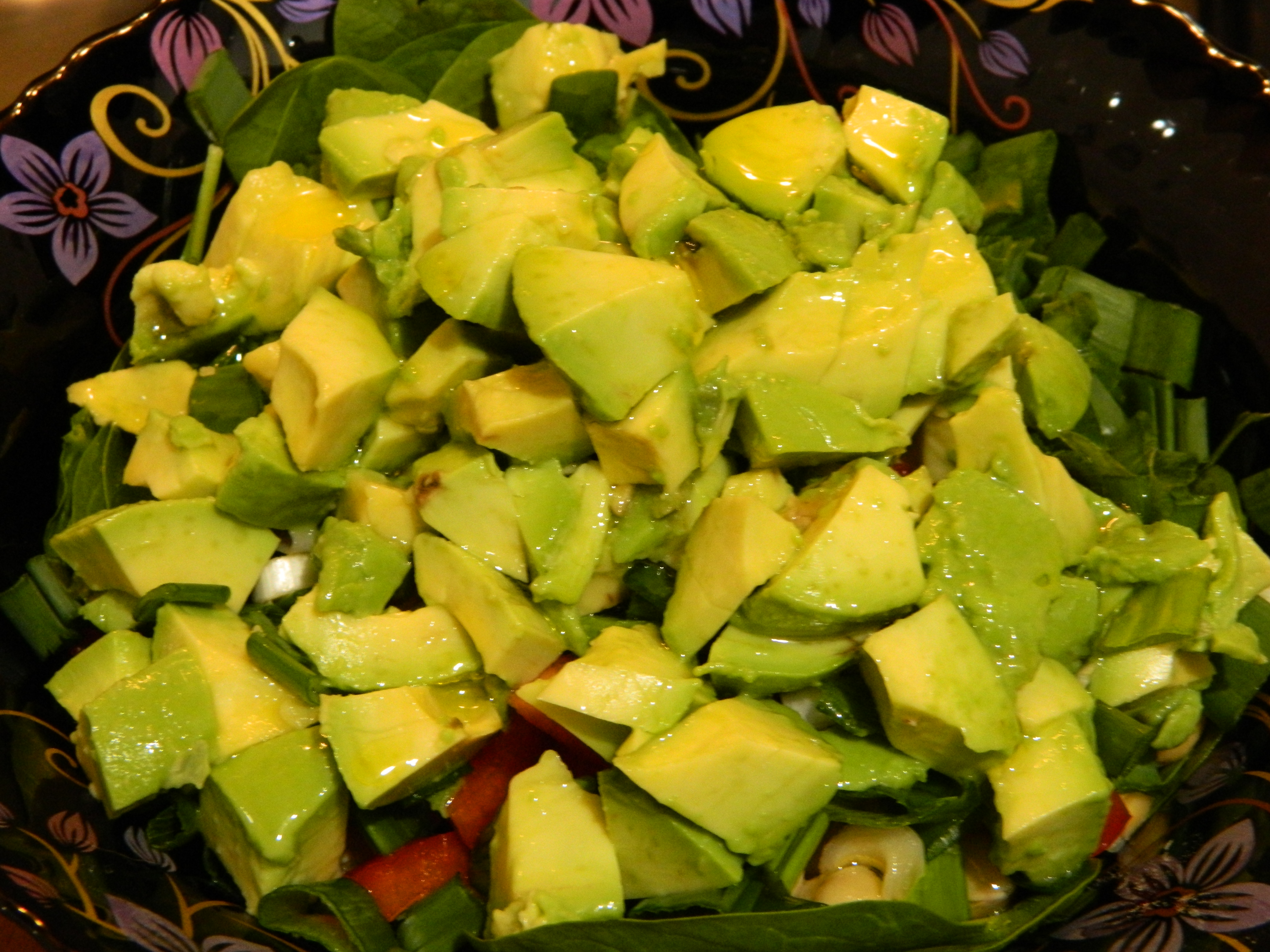 Salata de primavara cu baby spanac, naut si ceapa verde