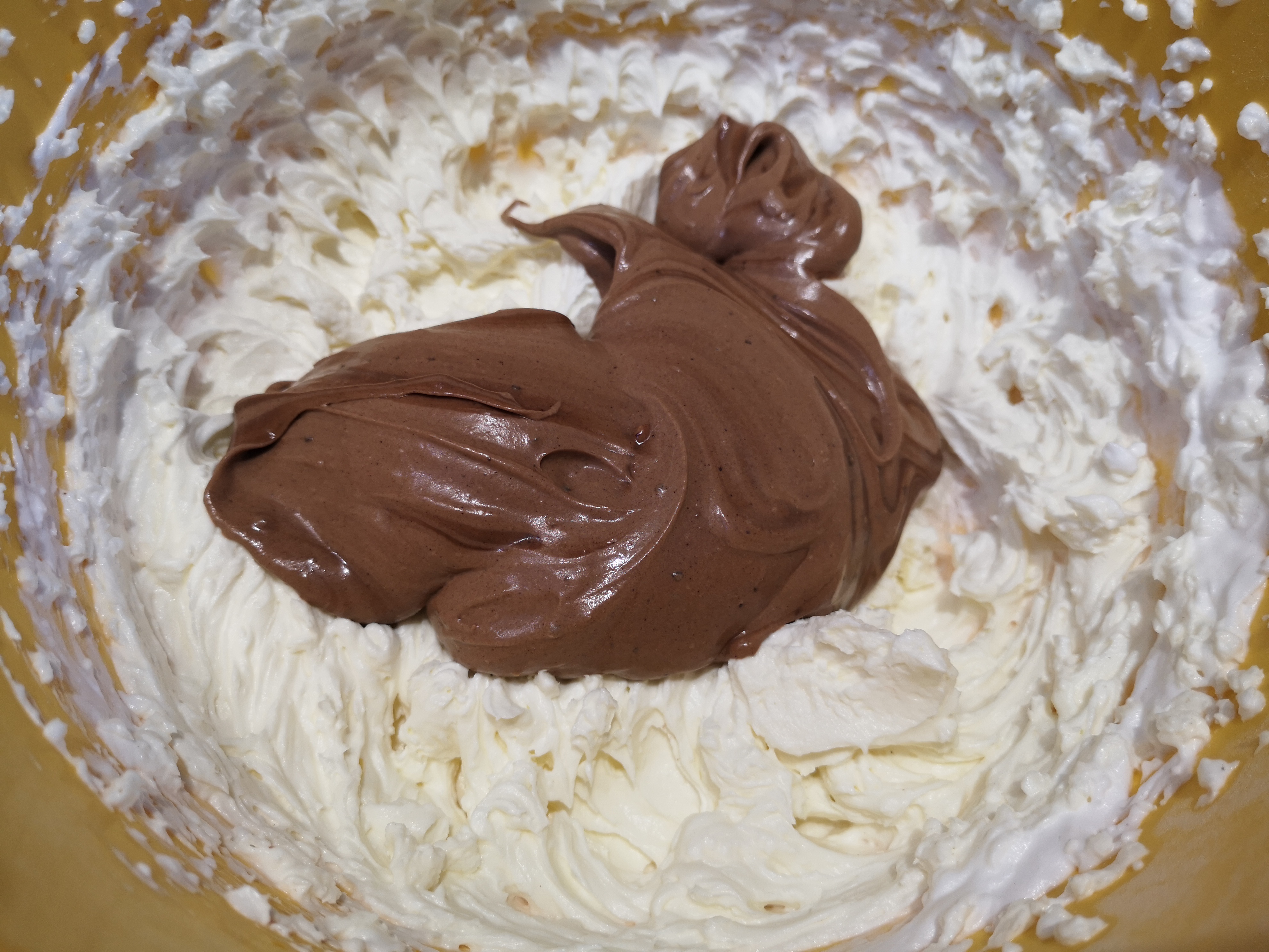 Desert cheesecake cu ciocolata si zmeura - reteta nr. 600