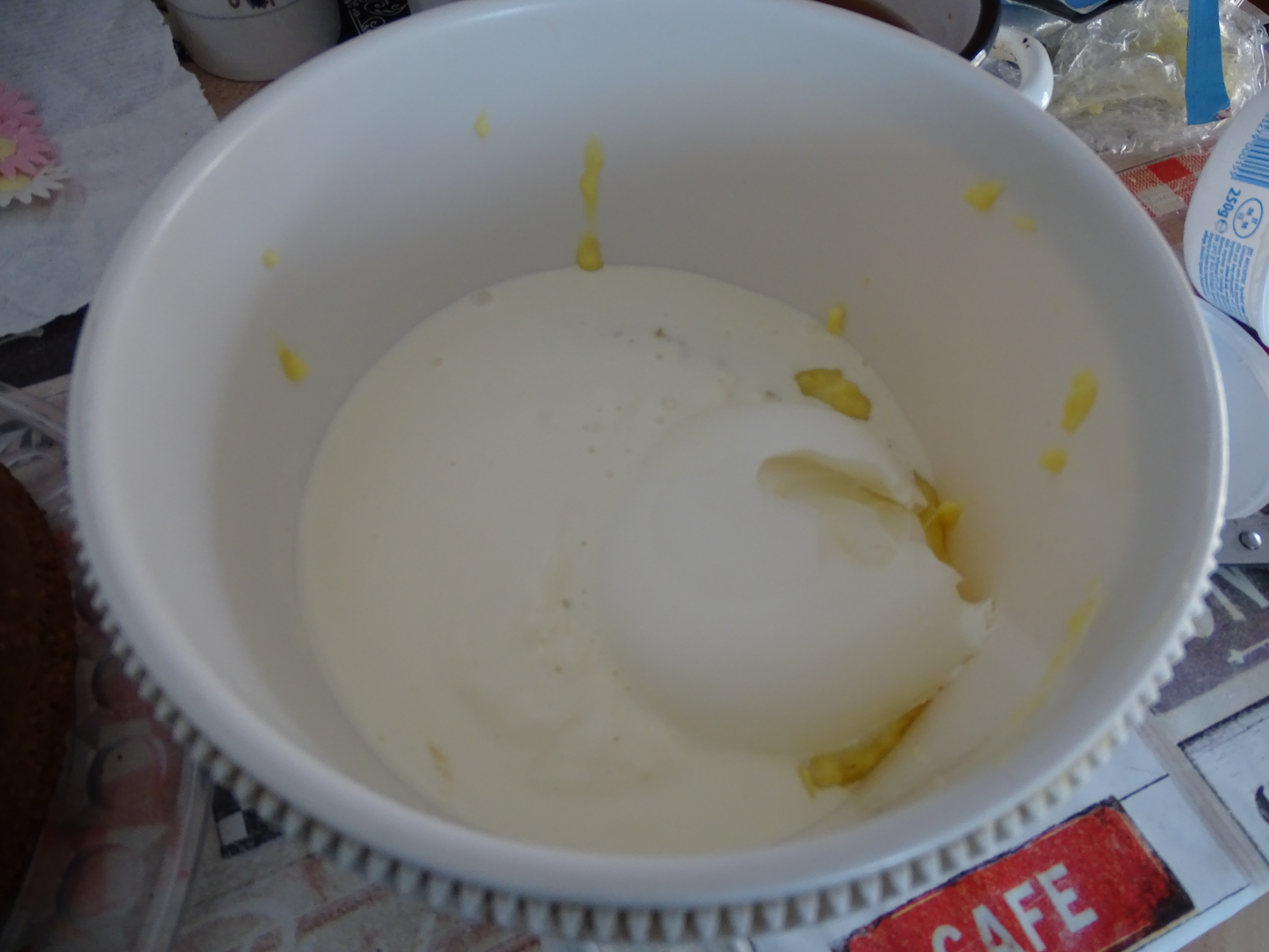 Desert tort cu crema lamaie -Paste 2020