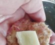 Chiftele umplute cu mozzarella-1