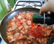 Paste ondulate cu afumatura, in sos tomat-7