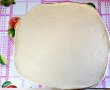 Pizza cu coronita de cabanosi-4