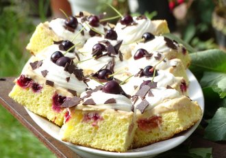Desert prajitura cu fructe si mascarpone