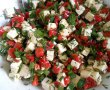 Salata de ardei capia copti, cu telemea si ceapa verde-5
