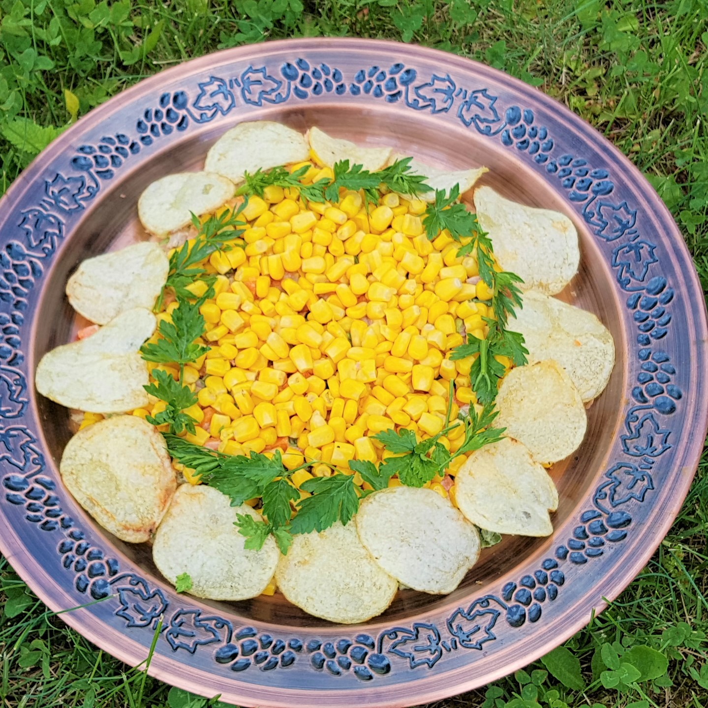 Salata Floare, cu fasole verde, porumb si carne de vitel