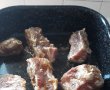 Cartofi cu coaste de porc aromate la cuptor-4