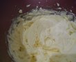 Desert tort cu crema de mascarpone cu frisca si afine-5