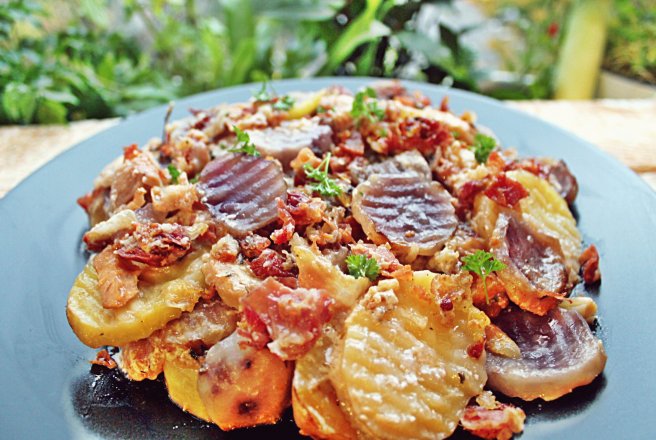 Cartofi si mere gratinate la slow cooker Crock Pot