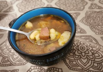 Ciorba de fasole cu ciolan la slow cooker Crock Pot