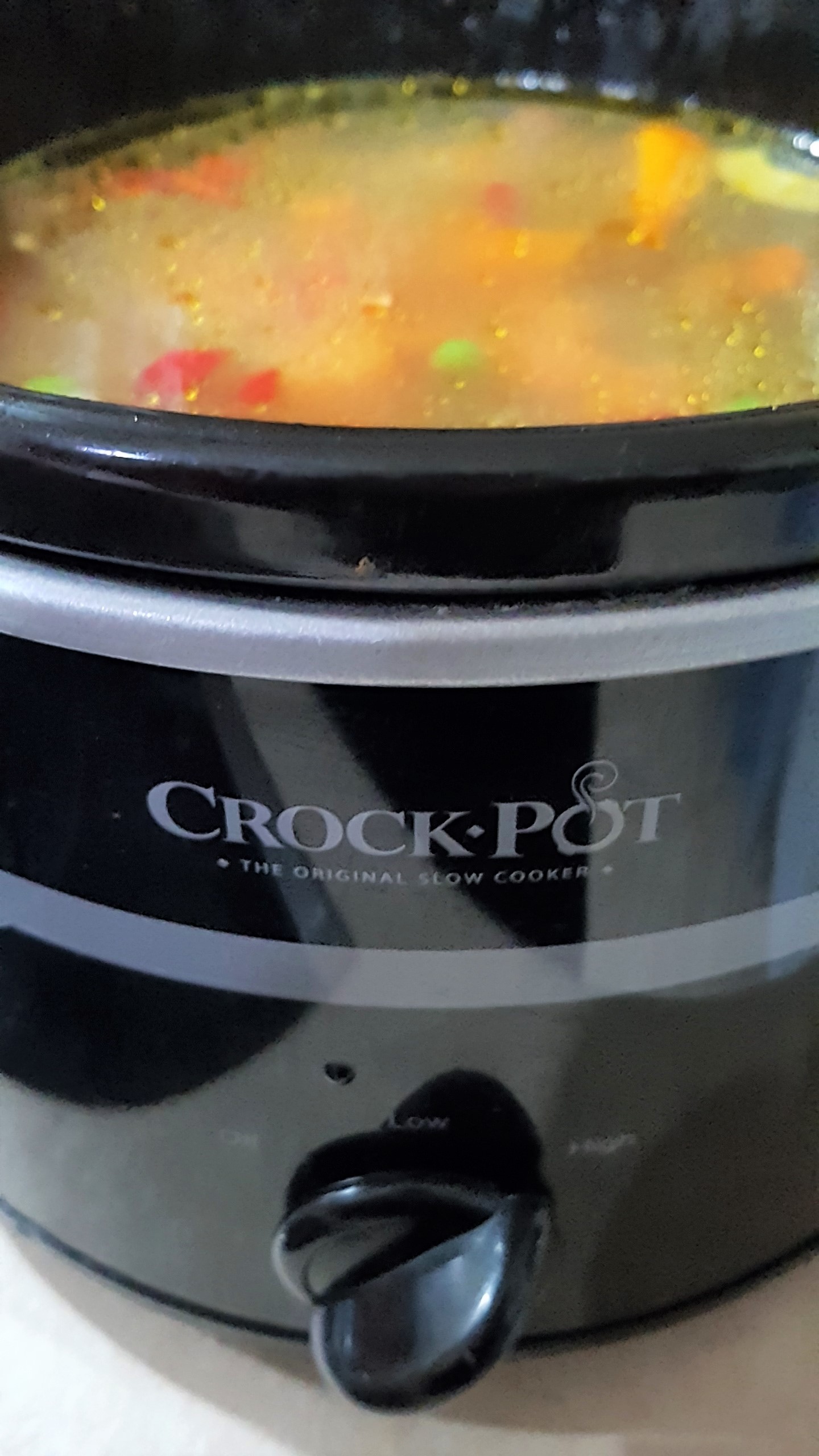Ciorba de gaina cu mazare, tarhon si iaurt la slow cooker Crock Pot