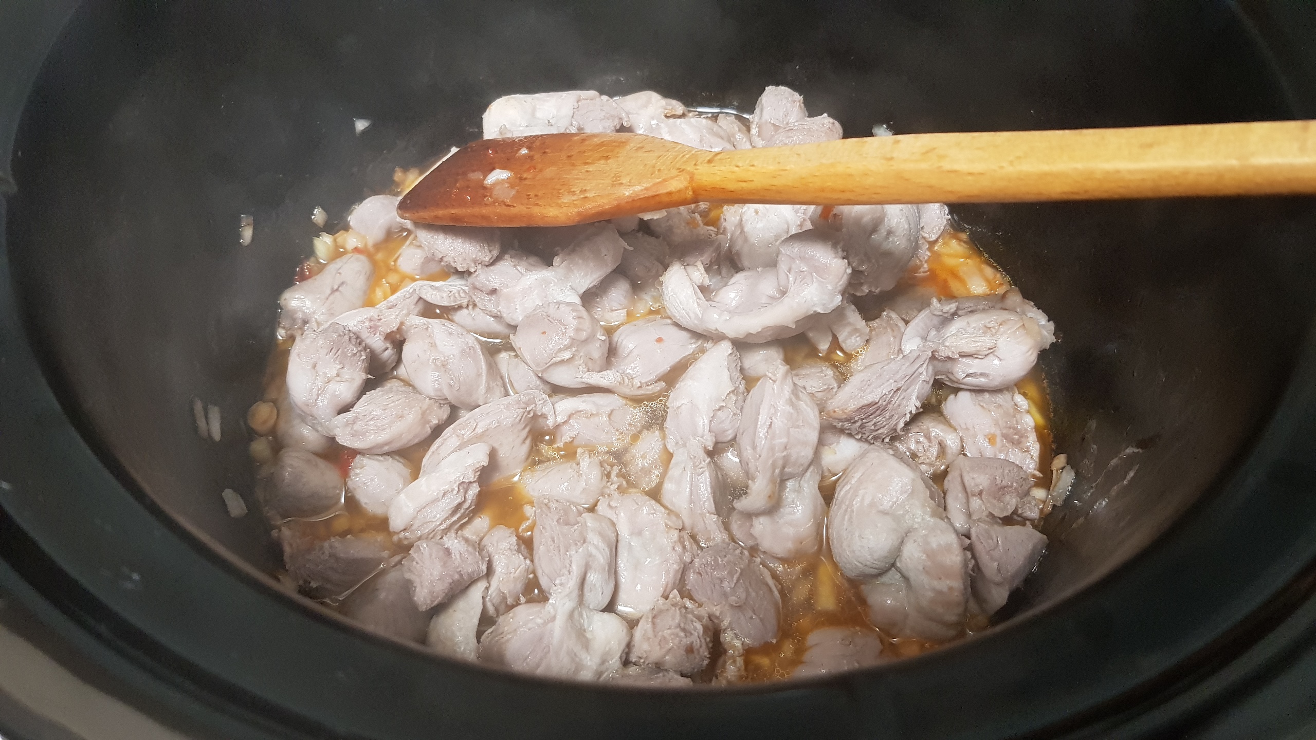Tocanita de pipote la slow cooker Crock Pot