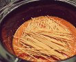 Spaghete integrale cu carne tocata de vita si must la slow cooker Crock Pot-3