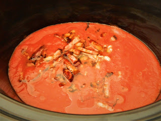 Paste de casa cu bacon si spanac in sos de rosii la slow cooker Crock Pot